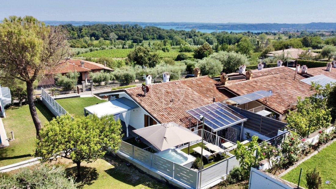 Apartment in Soiano del Lago, Lombardy, Italy 2 - 18409960