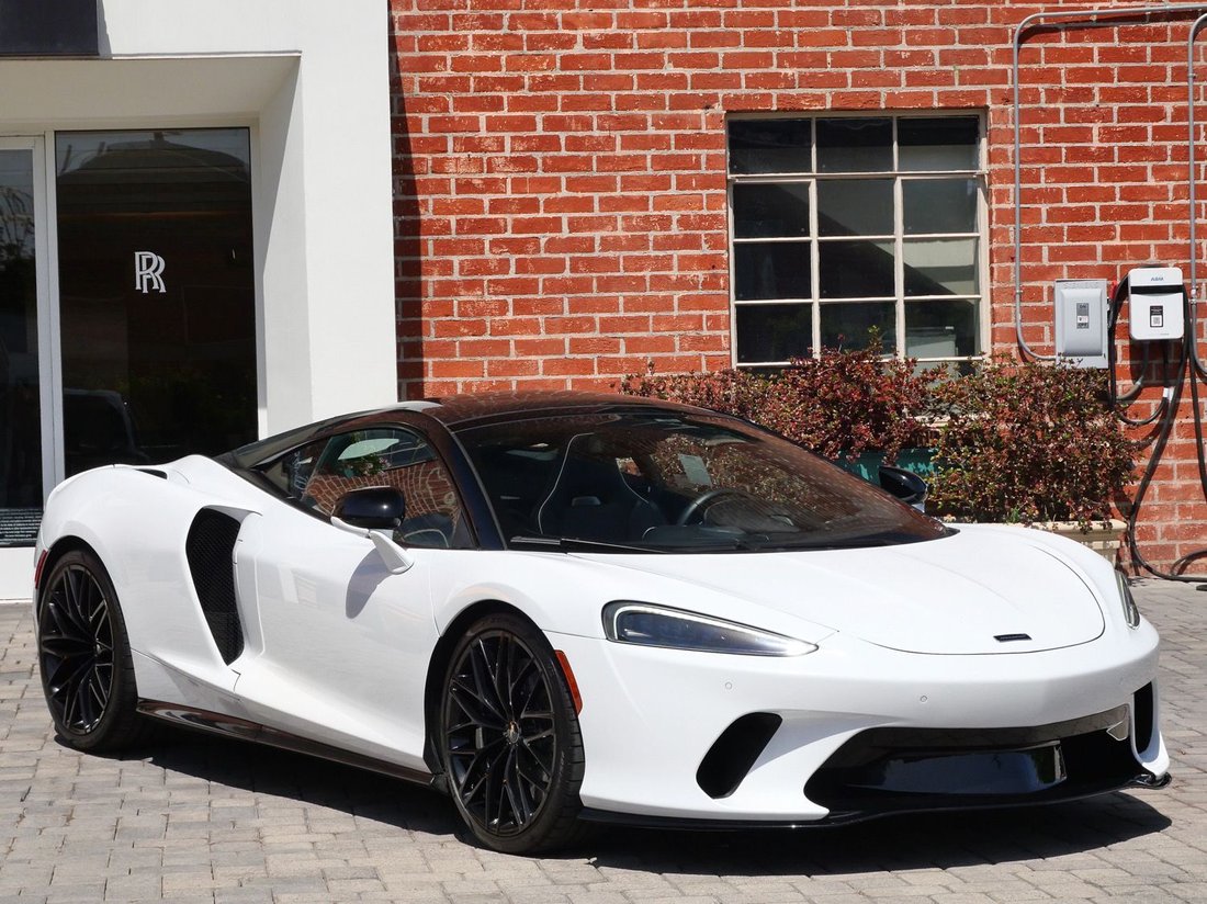 Coupe in Beverly Hills, CA, United States 1 - 18126038