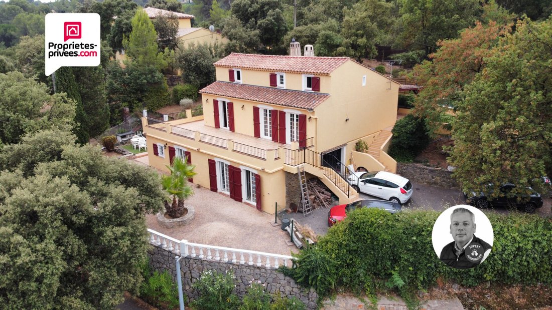 Villa in Nartelle-Noyer-Bellevue-bd des Sardinaux, Sainte-Maxime, France 1 - 18405759