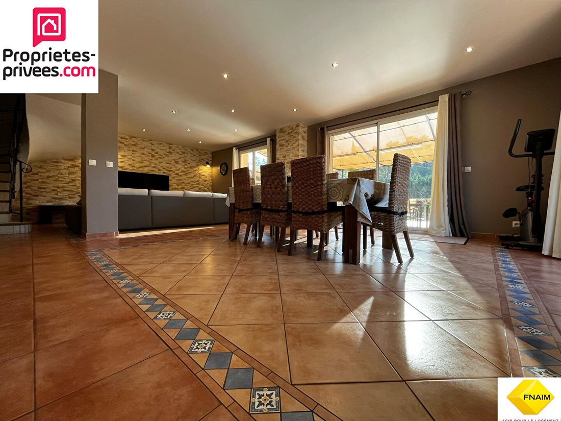 Villa in Tourves, Provence-Alpes-Côte d'Azur, France 3 - 18405426