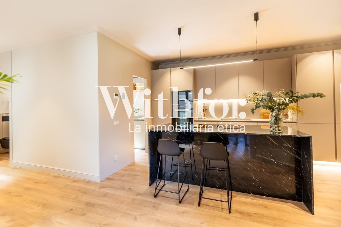Apartment in Eixample, Barcelona, Spain 2 - 18327282