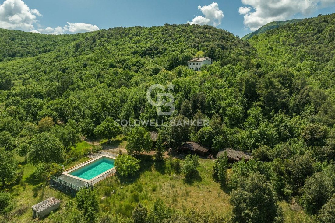 Villa in Spoleto, Umbria, Italy 1 - 14277068
