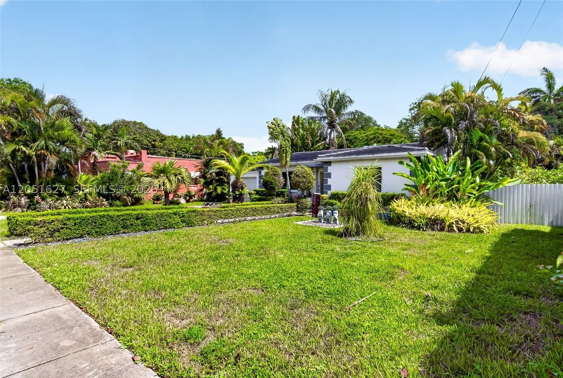 House in Miami, Florida, United States 3 - 18407442