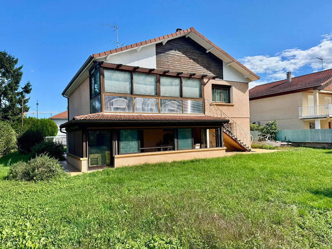 Villa in Les Coteaux, Chassieu, France 1 - 18406034
