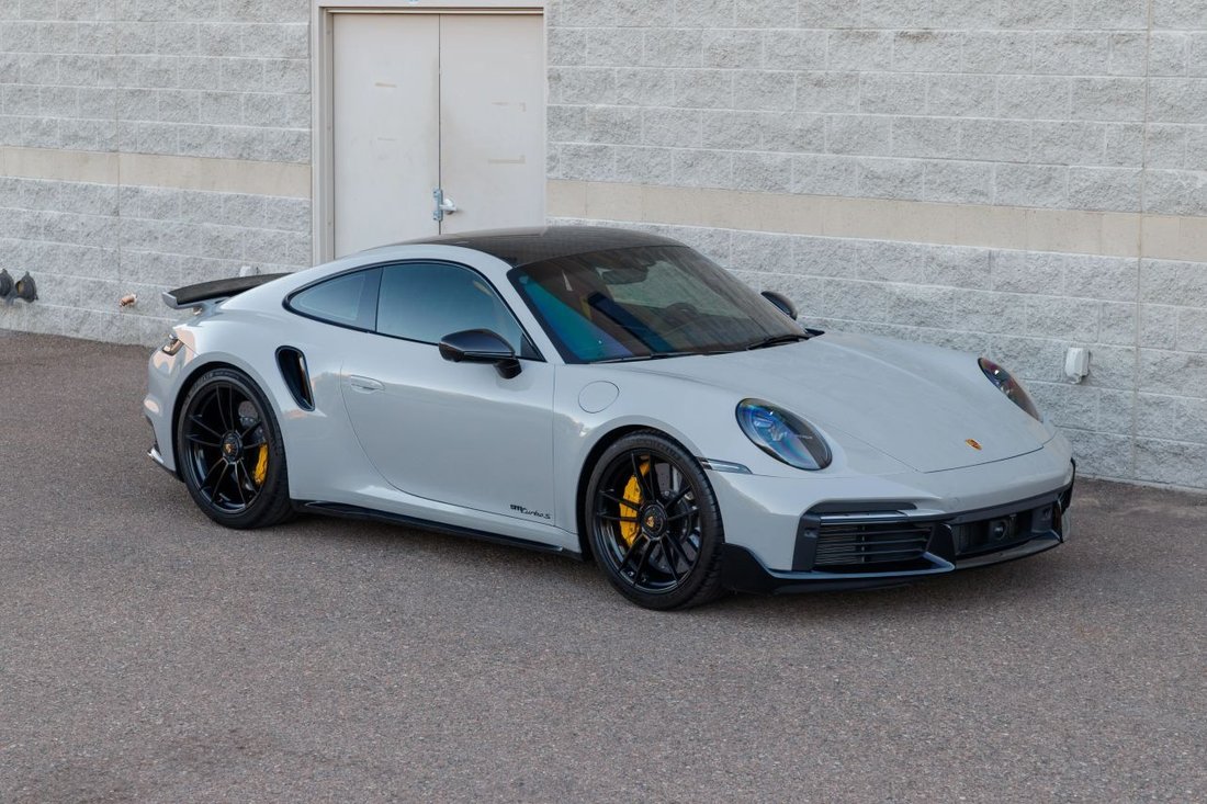 Coupe in Scottsdale, AZ, United States 4 - 18409853