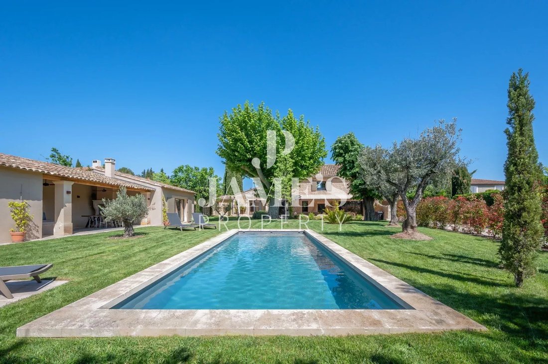 House in Paradou, Provence-Alpes-Côte d'Azur, France 3 - 18413350