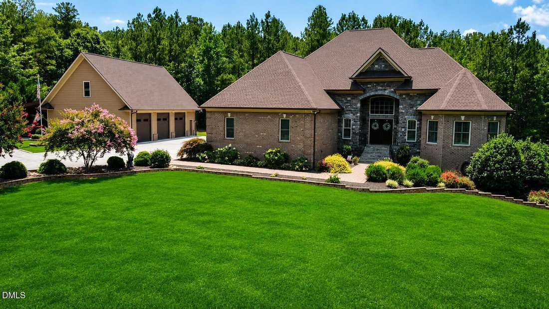 House in Zebulon, North Carolina, United States 1 - 18413311