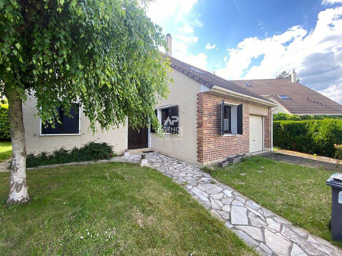 House in Montesson, Ile-de-France, France 1 - 18407447