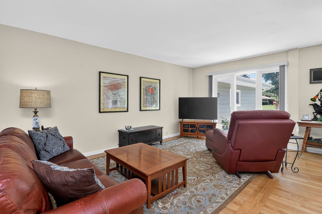 House in Downers Grove, Illinois, United States 4 - 18404648