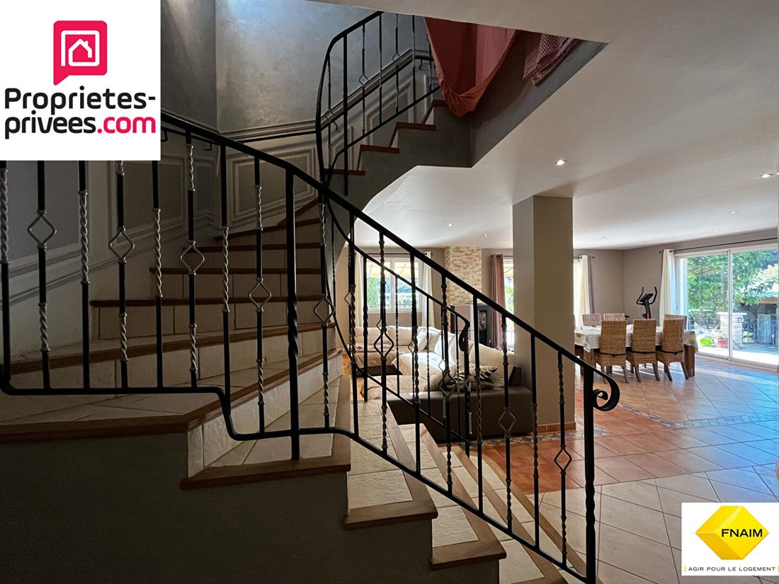 Villa in Tourves, Provence-Alpes-Côte d'Azur, France 4 - 18405426