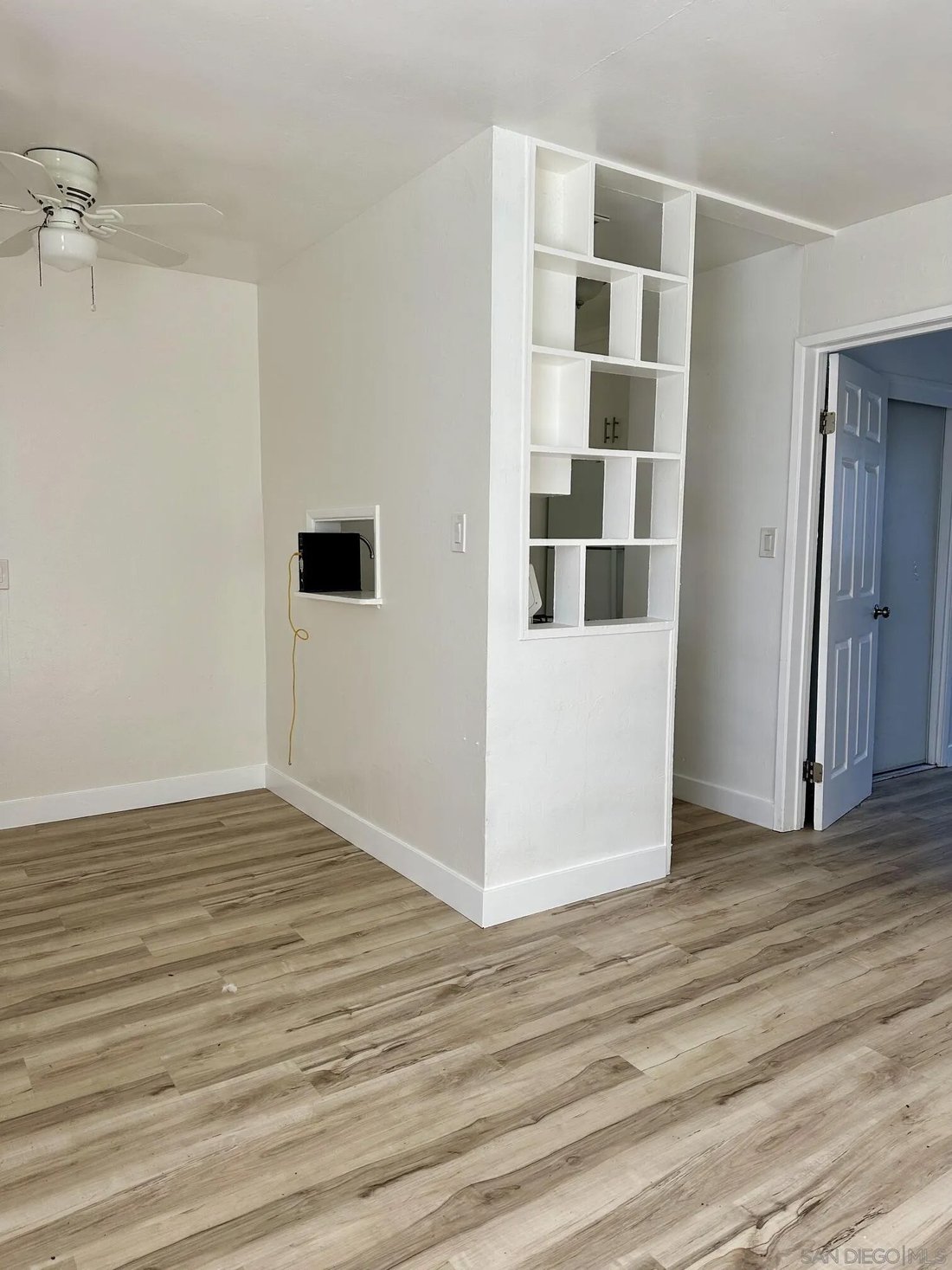 San Diego, California, United States 5 - 18408450