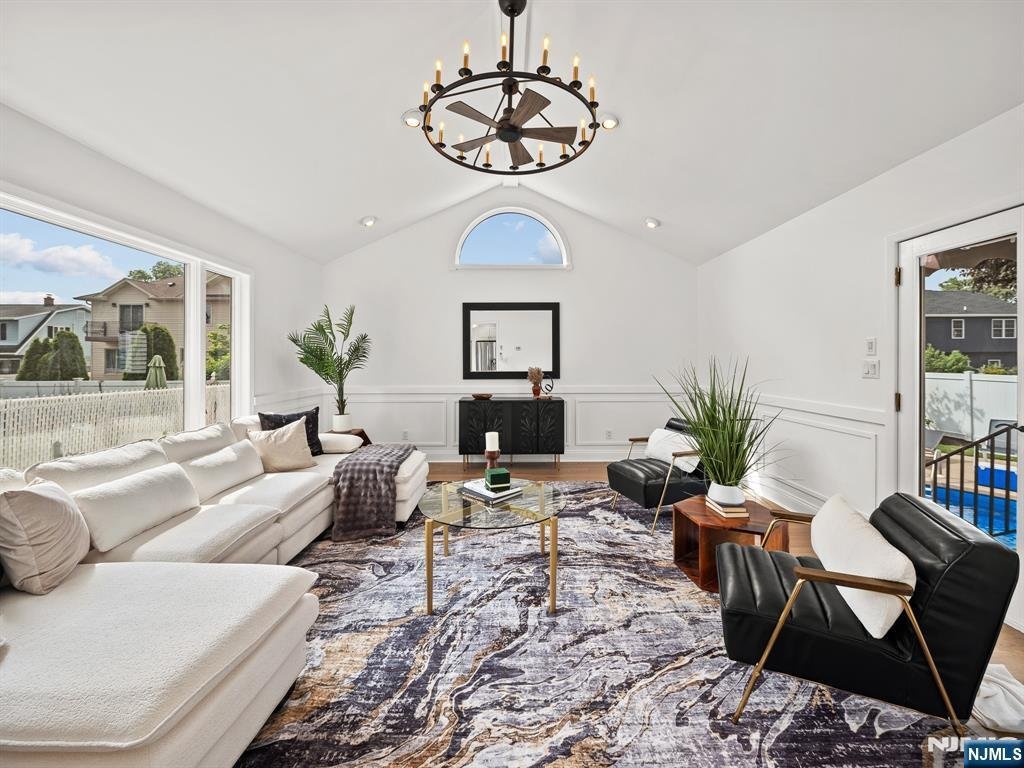 House in Saddle Brook, New Jersey, United States 2 - 18413001