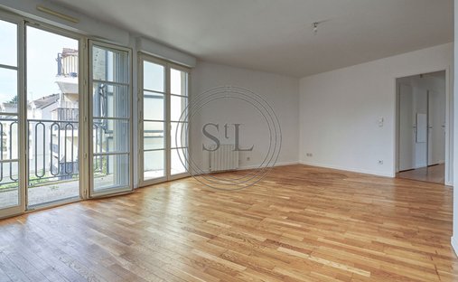 Apartment in Bas Buc, Buc, France 1