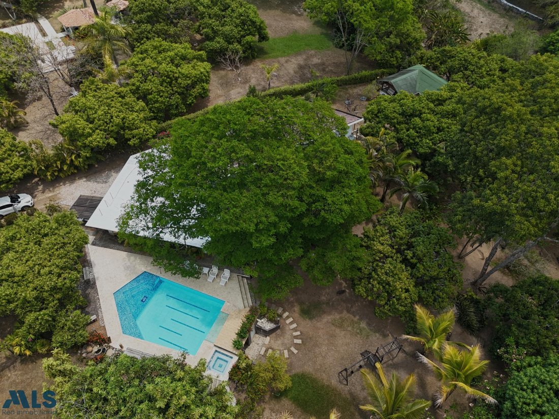 Finca in San Jerónimo, Antioquia, Colombia 1 - 18403482
