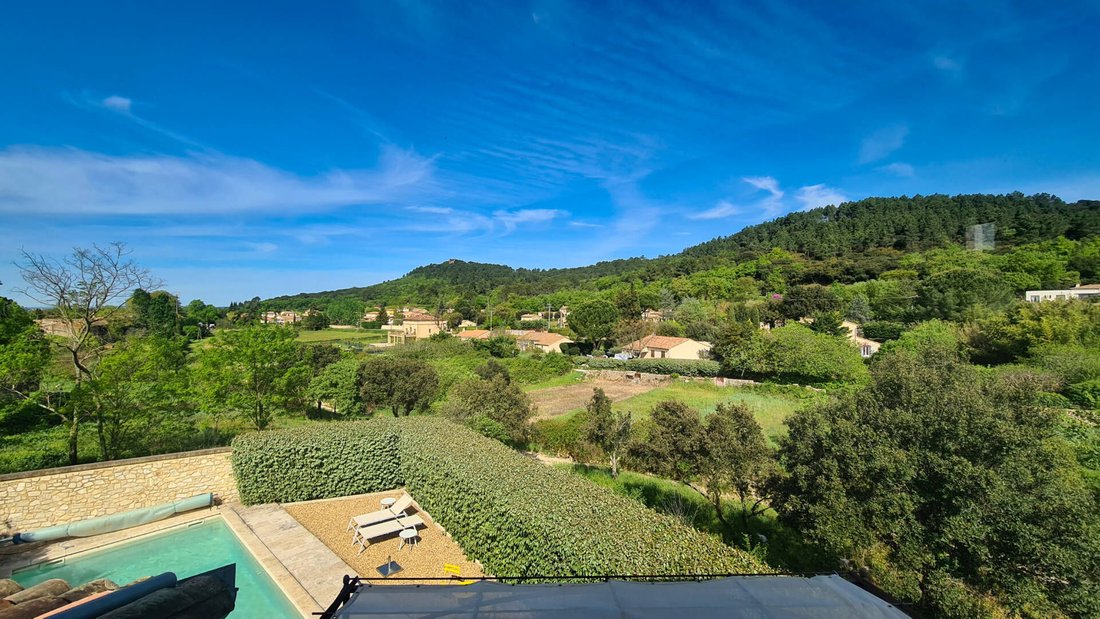 Villa in Uzès, Occitania, France 4 - 18409509