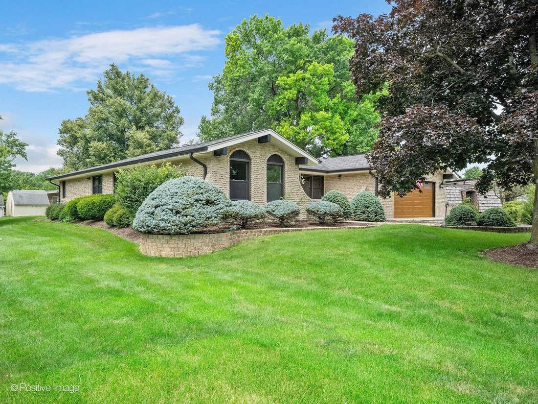 House in Burr Ridge, Illinois, United States 3 - 18391679