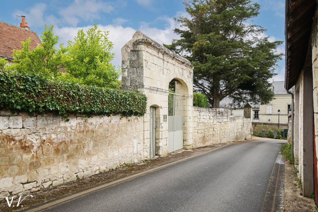 House in Chinon, Centre-Val de Loire, France 2 - 18403824