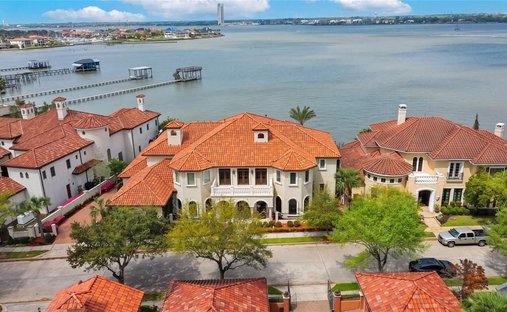 House in Kemah, Texas, United States 1