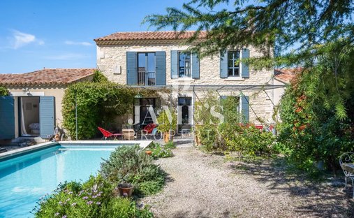 House in Saint-Rémy-de-Provence, Provence-Alpes-Côte d'Azur, France 1