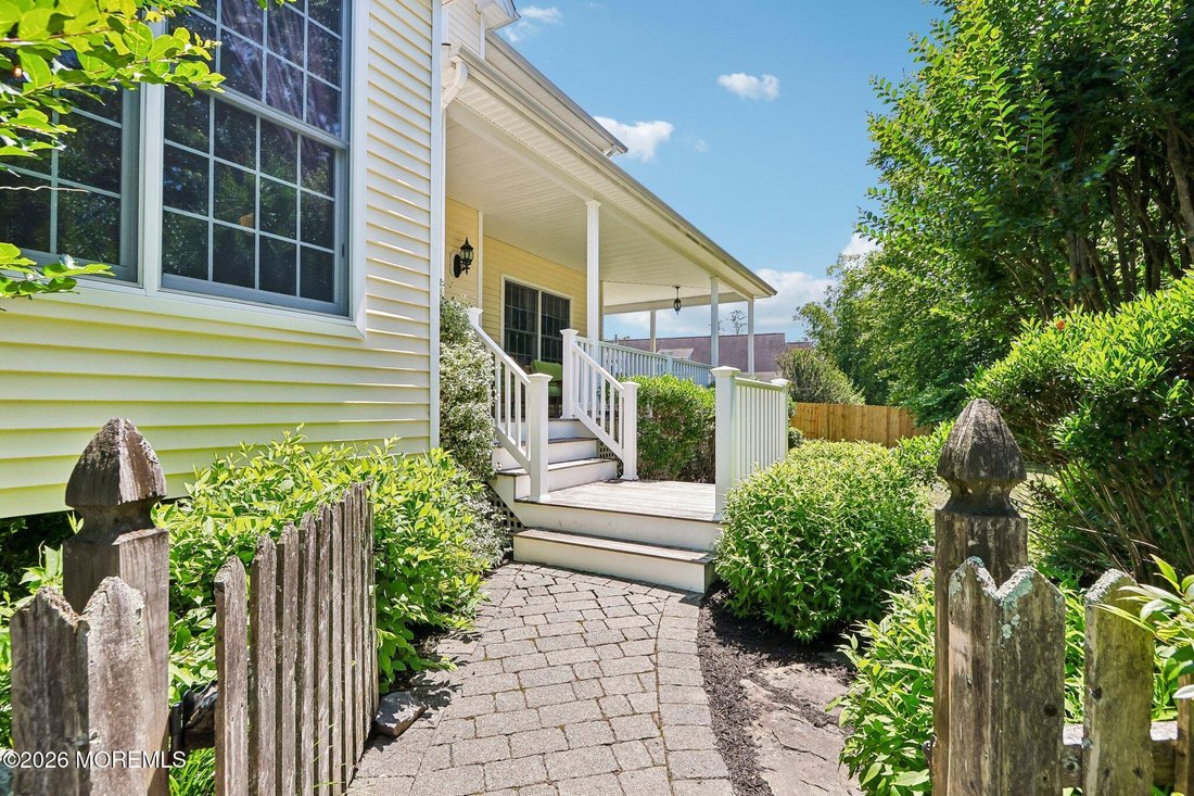 House in Howell Township, New Jersey, United States 3 - 18416202