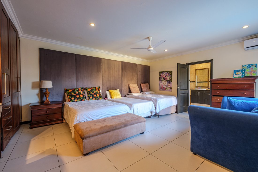 House in Prince`s Grant Golf Estate, KwaZulu-Natal, South Africa 5 - 18409967