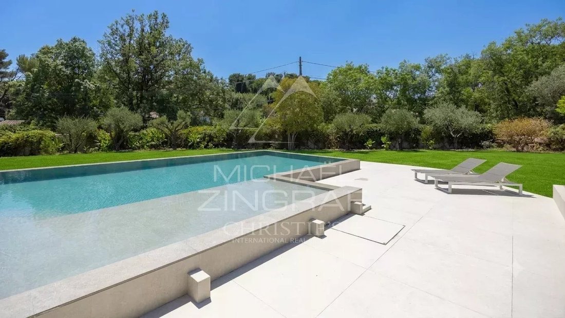 Villa in Valbonne, Provence-Alpes-Côte d'Azur, France 2 - 18405099