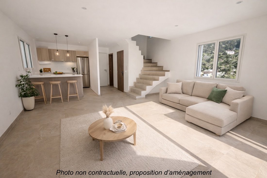 Villa in Tourrette-Levens, Provence-Alpes-Côte d'Azur, France 1 - 18405357