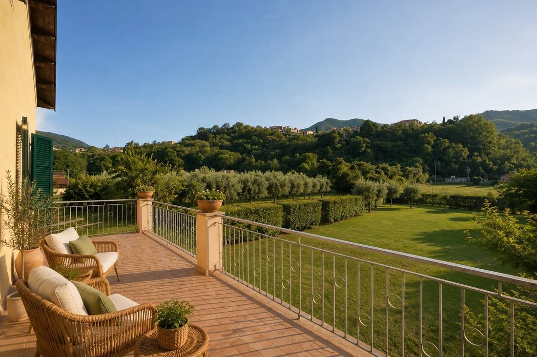 Villa in Garlenda, Liguria, Italy 4 - 18410257
