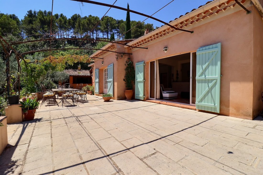 Villa in Solliès-Ville, Provence-Alpes-Côte d'Azur, France 4 - 18409519