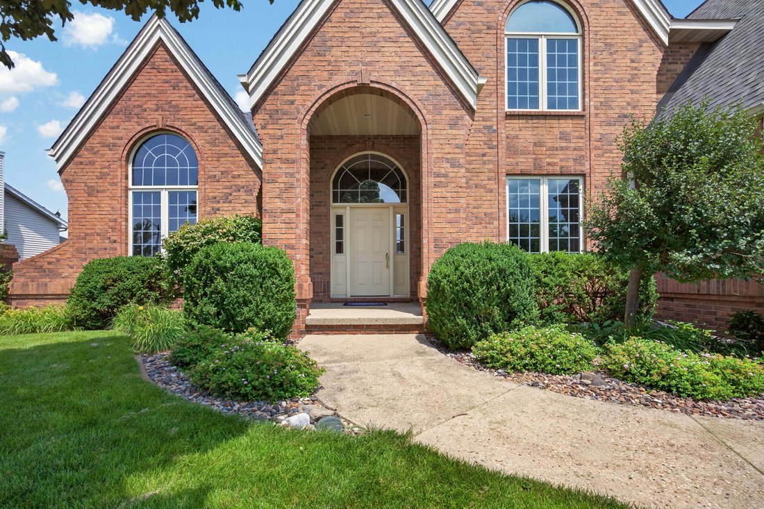 House in Normal, Illinois, United States 2 - 18403424
