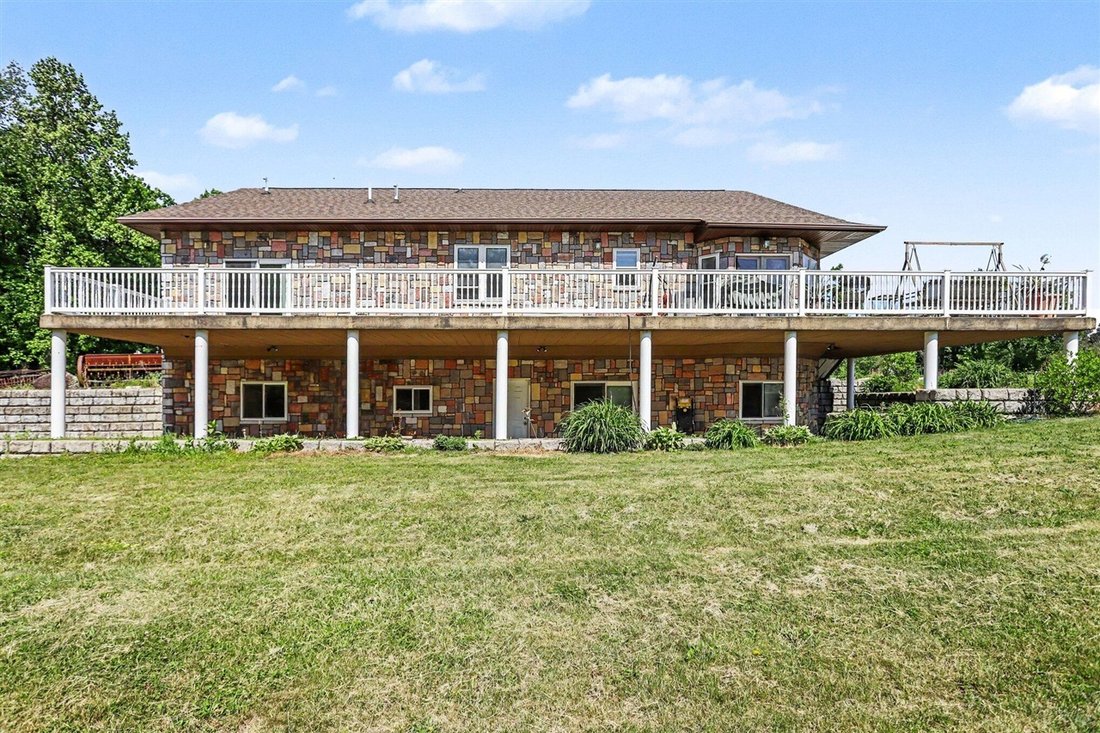 House in Fulton, Michigan, United States 4 - 18402943