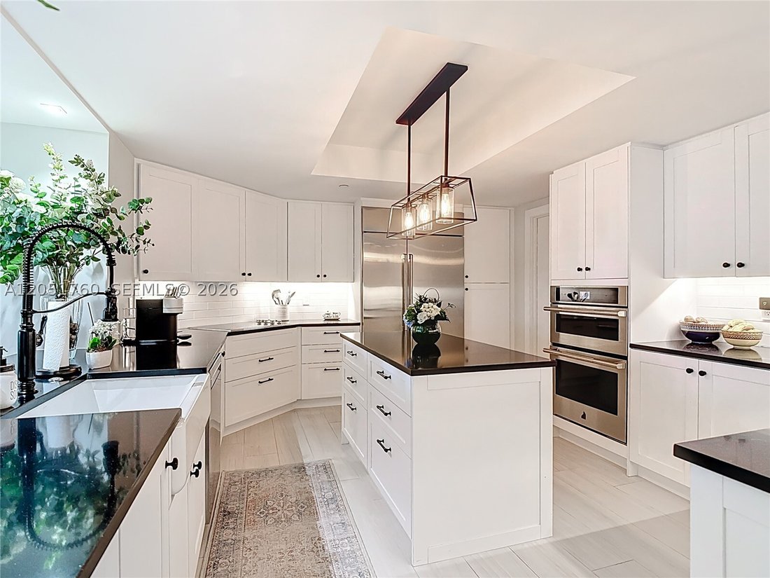 Condo in Key Biscayne, Florida, United States 3 - 18407460