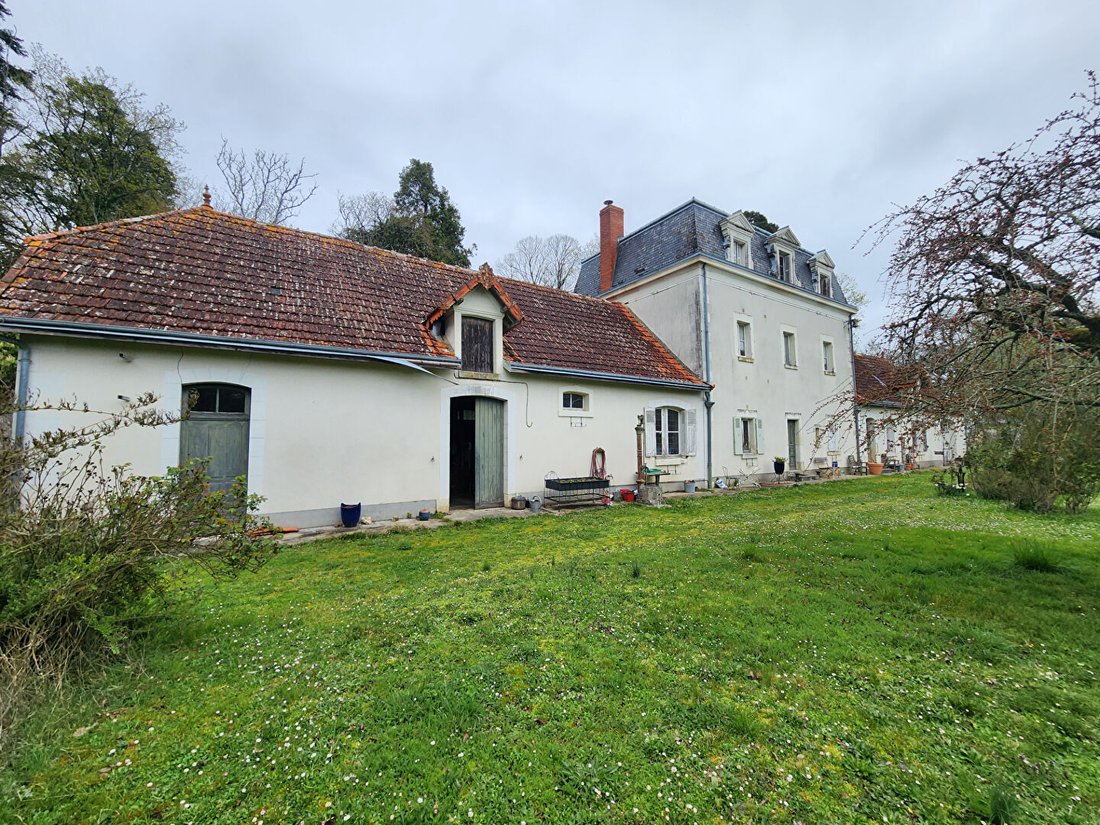 Villa in Lucay-le-Male, Centre-Val de Loire, France 1 - 18405461