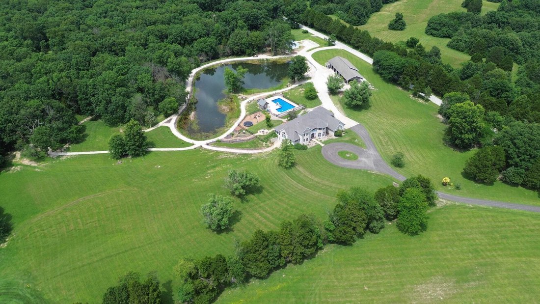 House in Fulton, Missouri, United States 5 - 17385028