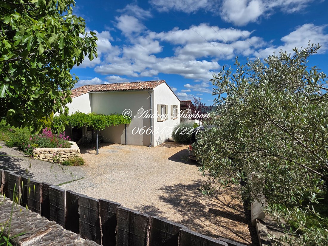 Villa in Villeneuve, Provence-Alpes-Côte d'Azur, France 2 - 18405349