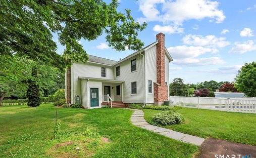 House in Middlefield, Connecticut, United States 1