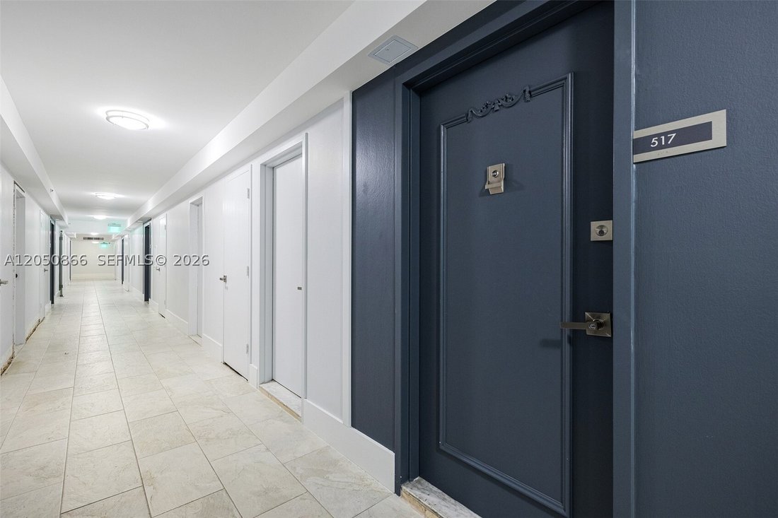 Condo in Miami Beach, Florida, United States 5 - 18407363