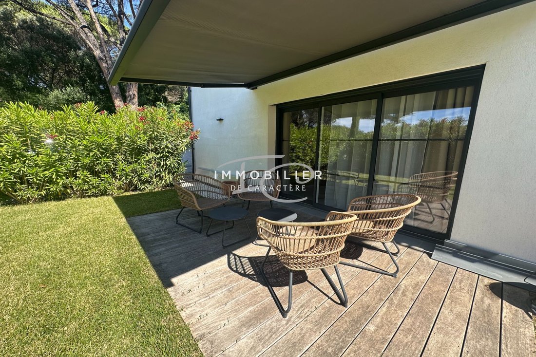 Villa in Sud, Cavalaire-sur-Mer, France 5 - 18403707
