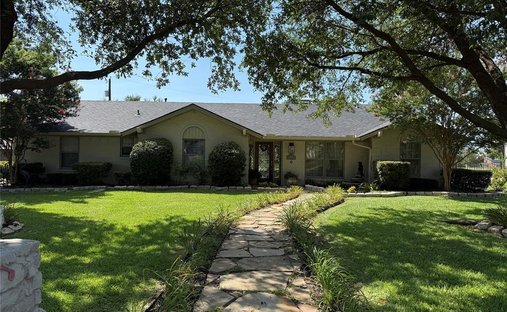 House in Farmers Branch, Texas, United States 1