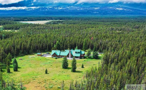 House in Island Park, Idaho, United States 1