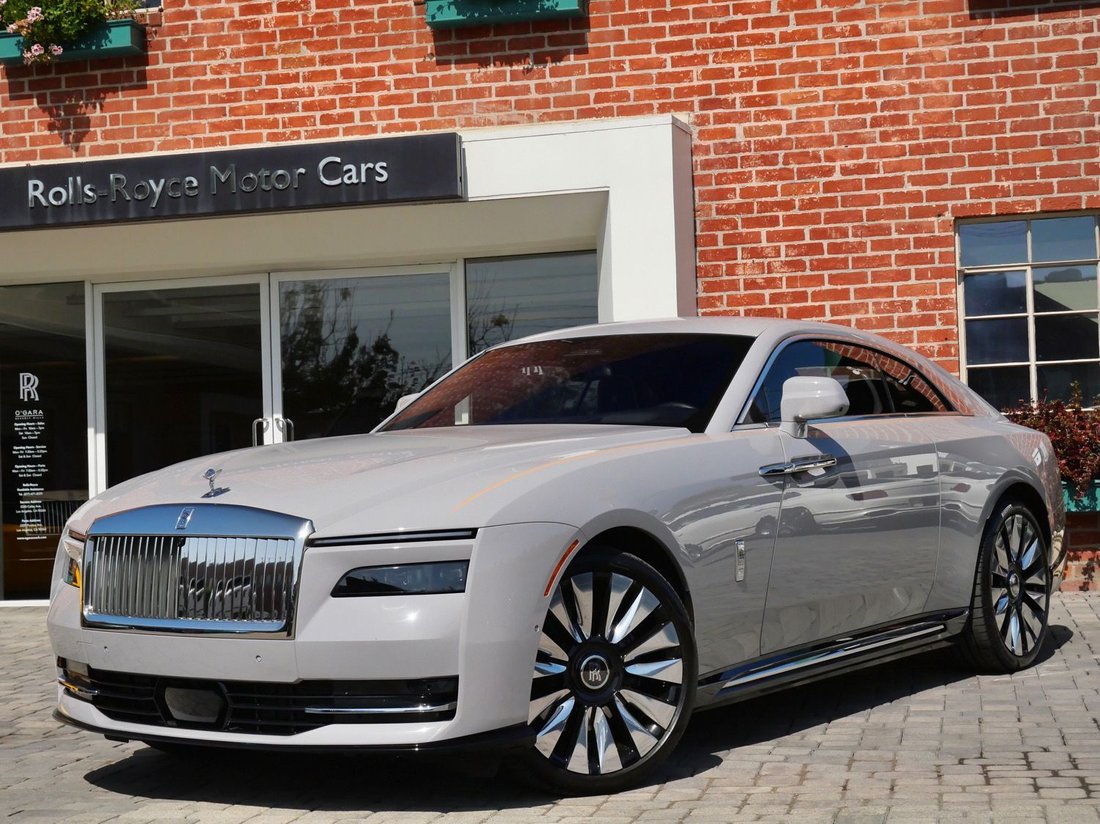 Coupe in Beverly Hills, CA, United States 1 - 18411935