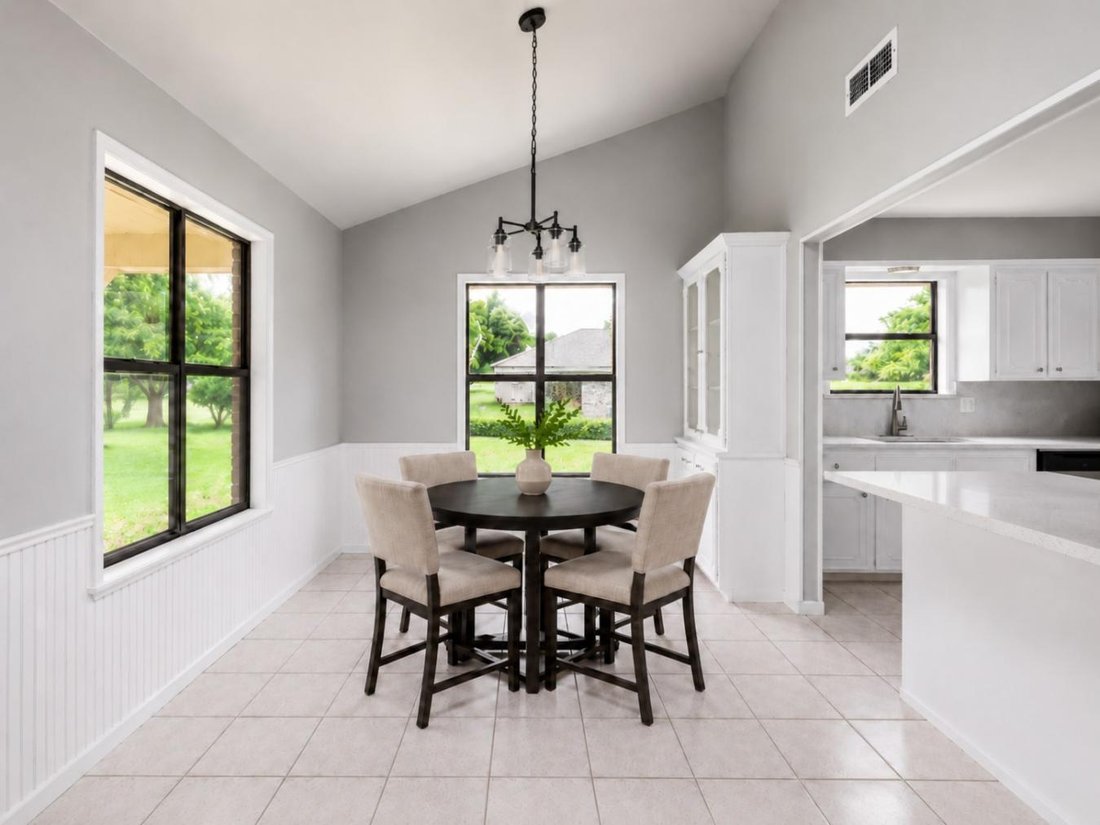 House in Taylor, Texas, United States 5 - 18416629