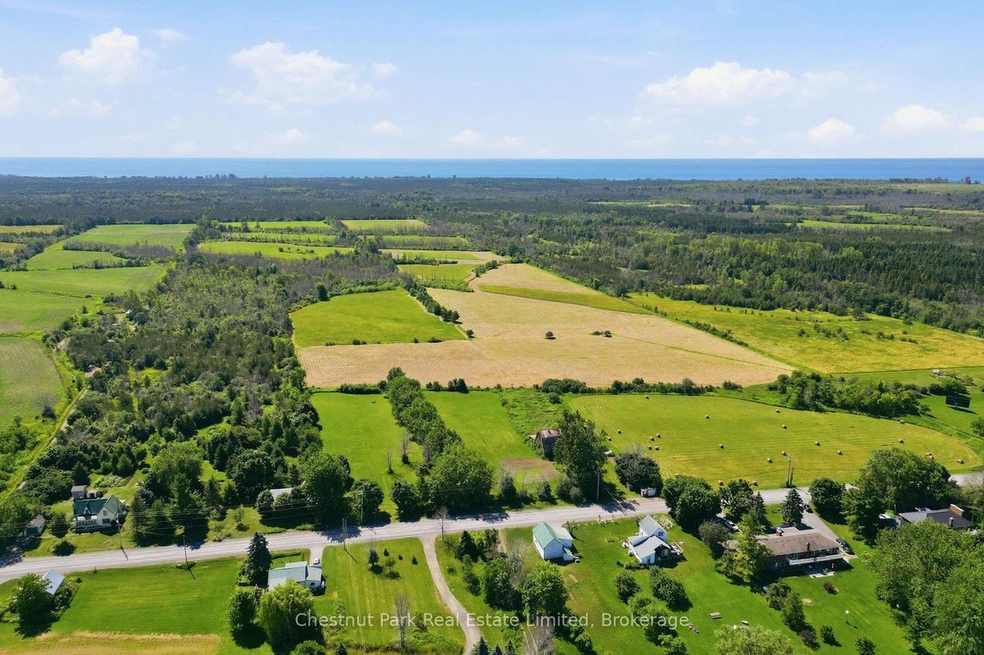 Terrain à Prince Edward, Ontario, Canada 4 - 18412119