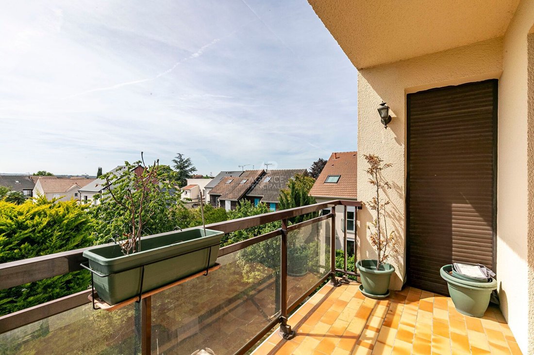 Apartment in Montesson, Ile-de-France, France 4 - 18407538