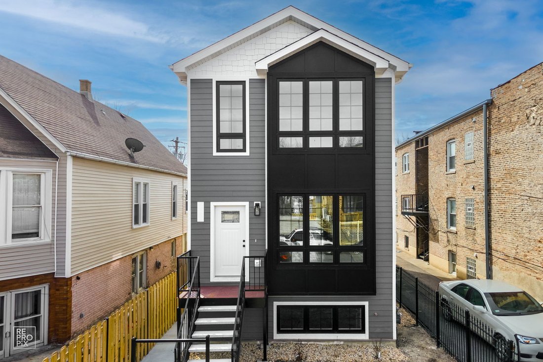 House in Chicago, Illinois, United States 1 - 18416397