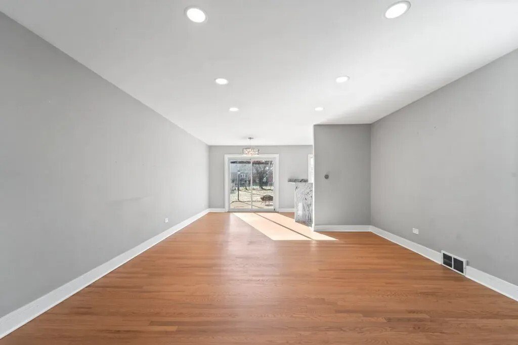 House in Mount Prospect, Illinois, United States 3 - 18408404