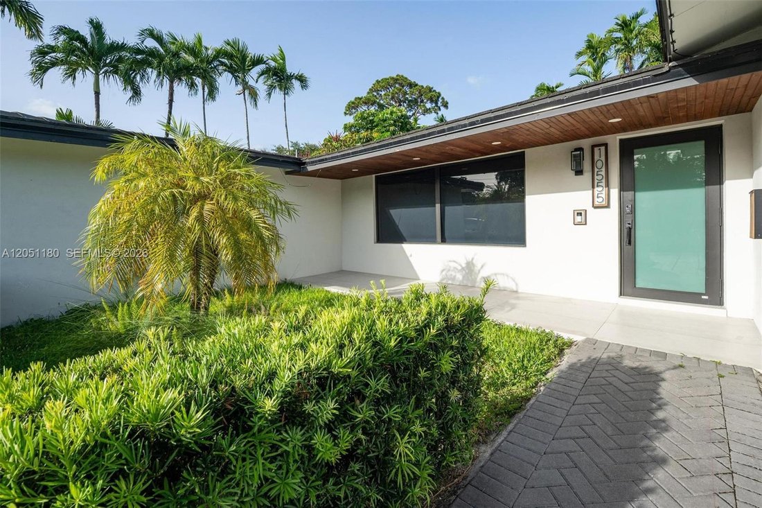 House in Miami, Florida, United States 2 - 18409072