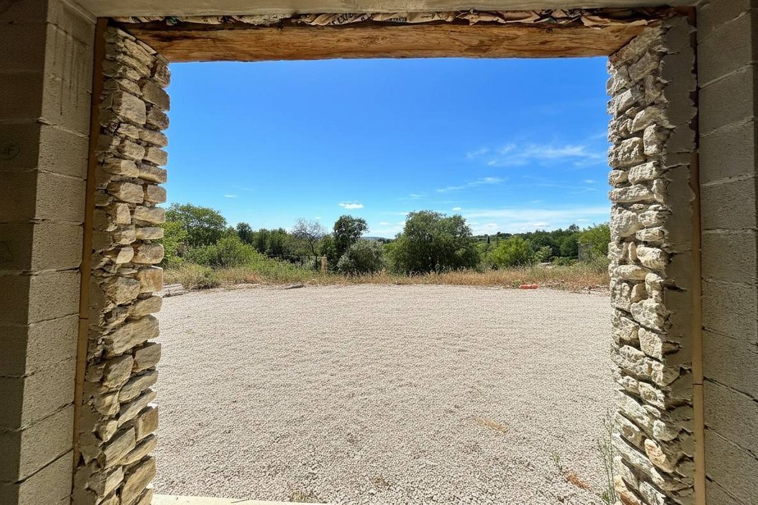 House in Gordes, Provence-Alpes-Côte d'Azur, France 5 - 18413788