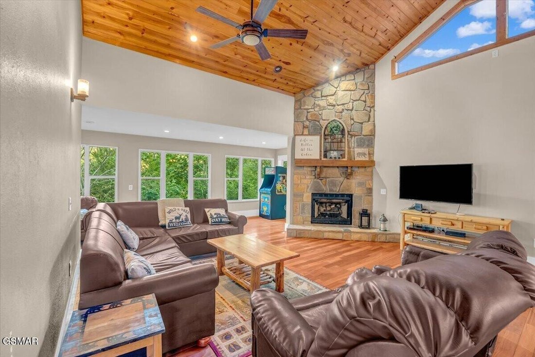 House in Sevierville, Tennessee, United States 2 - 18403454