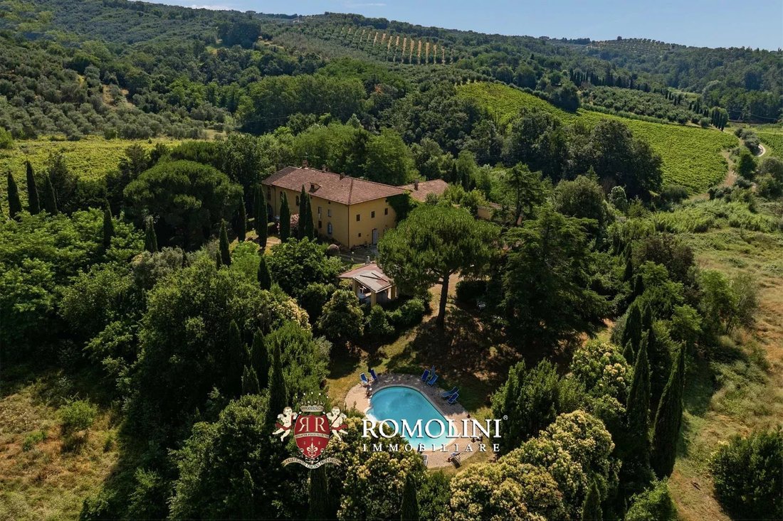 Villa in Center, Vinci, Tuscany 1 - 18404687